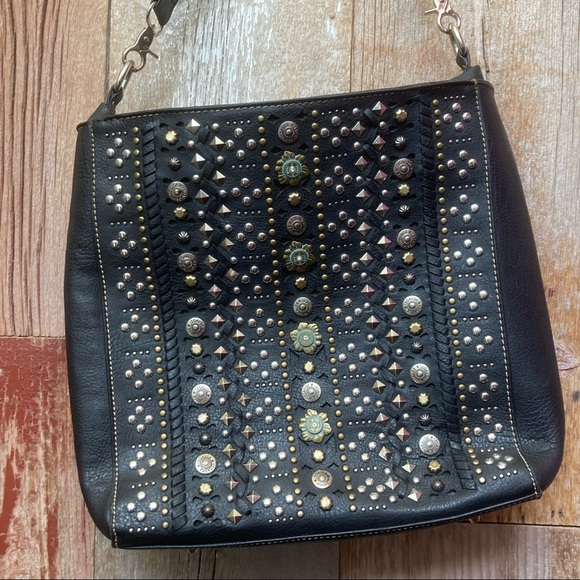 Montana West Studded C&C Shoulder Bag - Picture 3 of 12